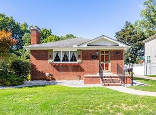 224 S Alice Ave, Rochester, MI 48307