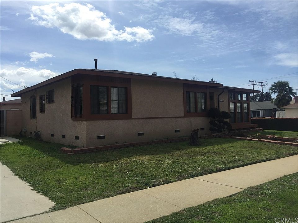 1st image of 2524 W 115th St