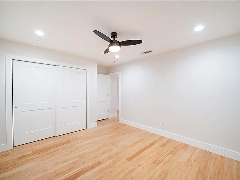 2515 Berkett Dr — Photo 20