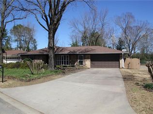 8201 Adam Dr, Fort Smith, AR 72903