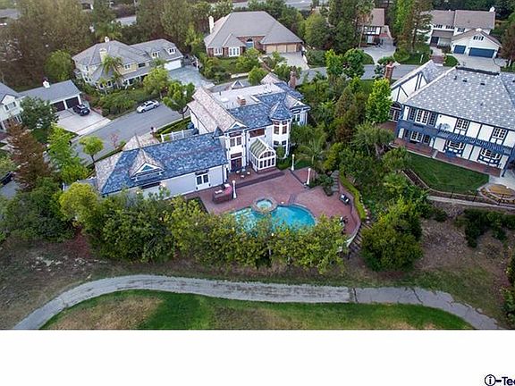 5th image of 888 Greenridge Dr