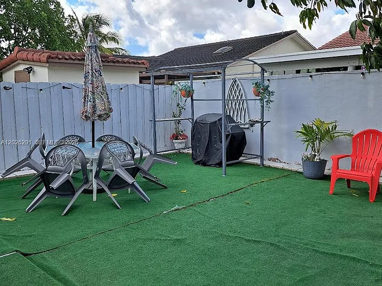 15050 SW 63rd St — Photo 7