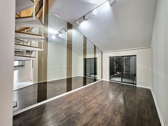 3rd image of 2801 E 26th St APT 3D