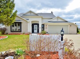 14504 Bitternut Ln, Fort Wayne, IN 46814