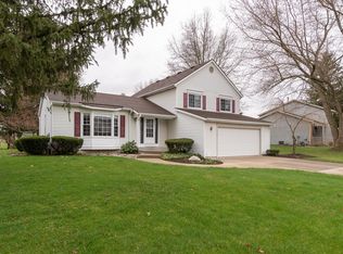 3281 Wadsworth Ln, Portage, MI 49024