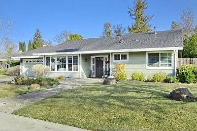 3103 Oyster Bay Ave photo 1