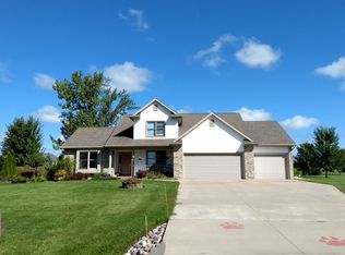 5192 N Harbour Dr, Winneconne, WI 54986