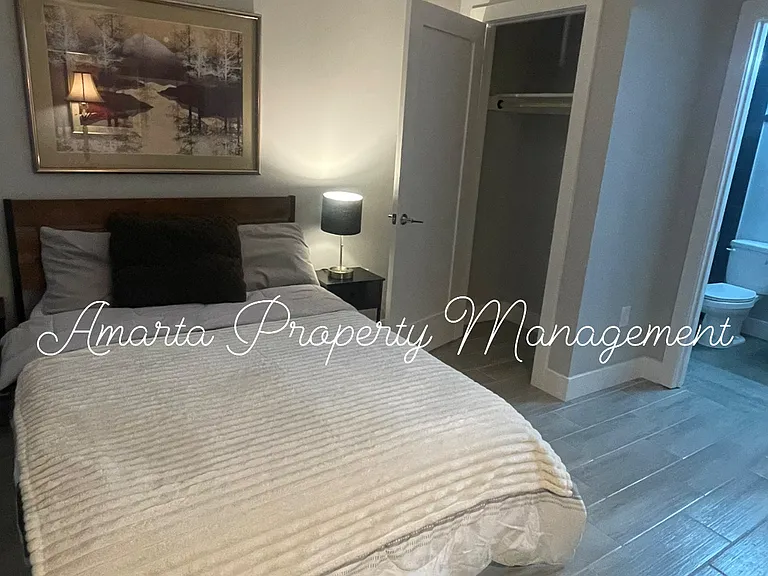 1032 Park Rd NW #1-3 — Photo 4