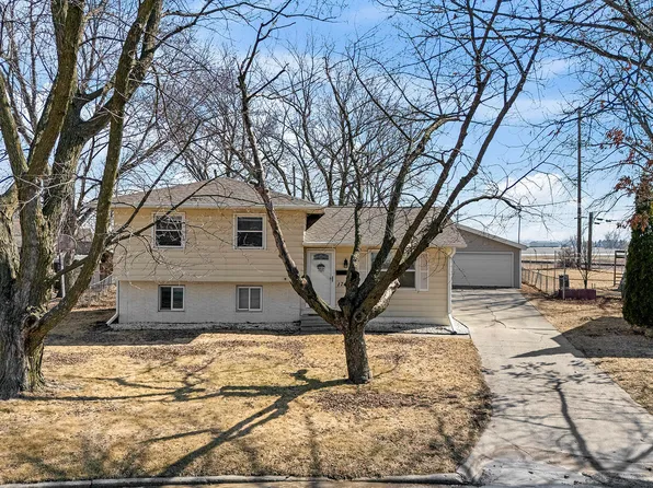 1741 F Ave, Nevada, IA 50201