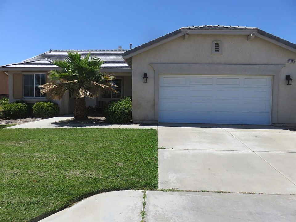 1st image of 11645 Fern Pine St