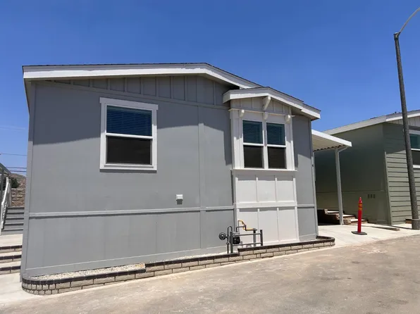 3444 W Center St #4, Riverside, CA 92501
