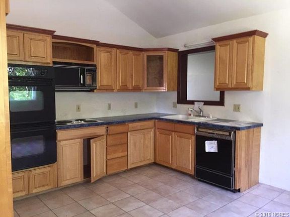 5th image of 22700 W 231st St S