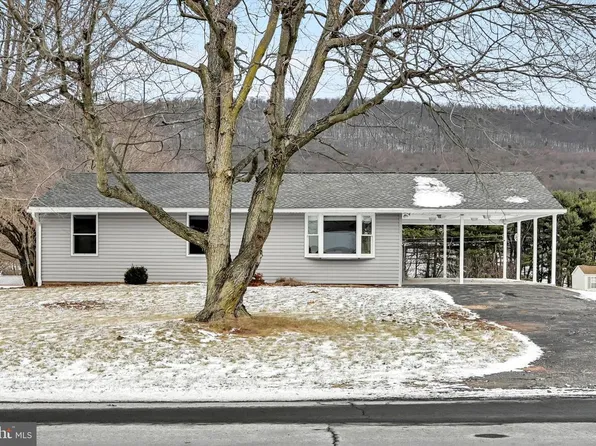 424 Fearnot Rd, Hegins, PA 17938