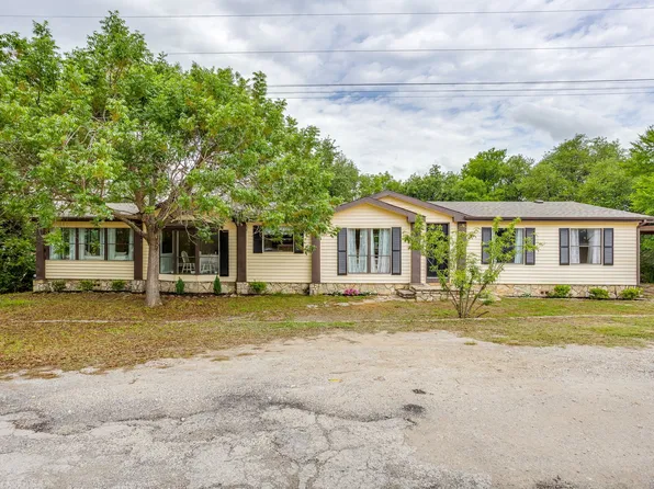 2600 Houston Ct, Granbury, TX 76048