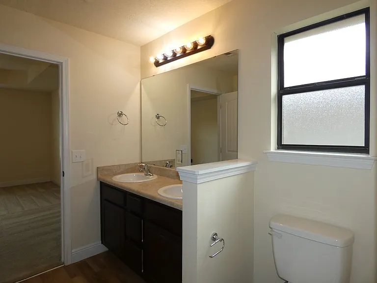 4931 Makenna Cir — Photo 24