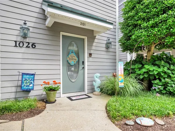 1026 High Dunes Quay APT 201, Hampton, VA 23664