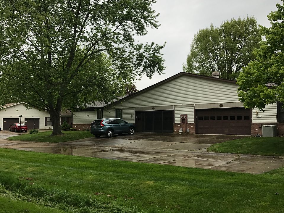 Only two units share road