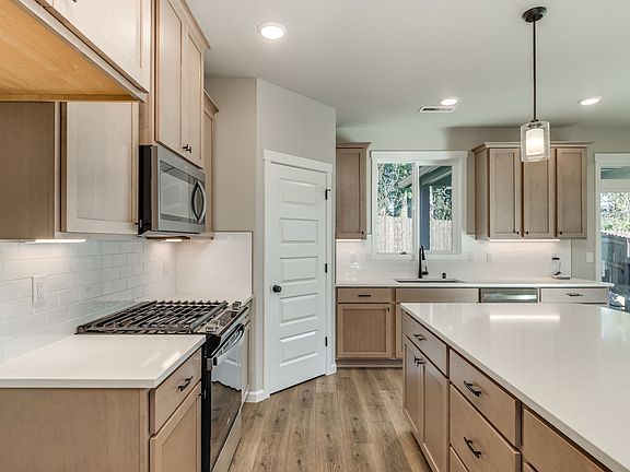 3031 NW 6TH AVE by Aho Construction