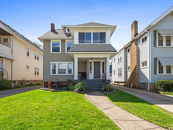 This is the front exterior of the home.
