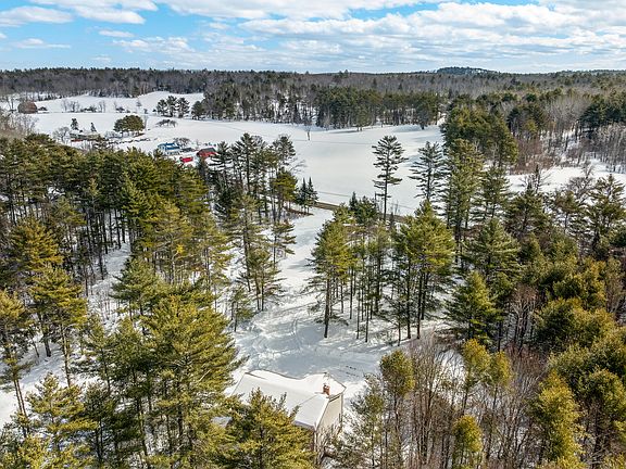 3rd image of 545 Heath Road