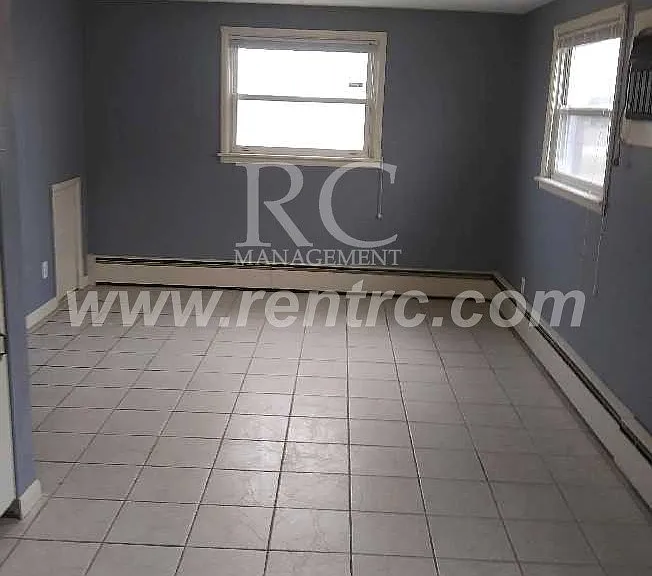 905 Sprague Rd — Photo 9