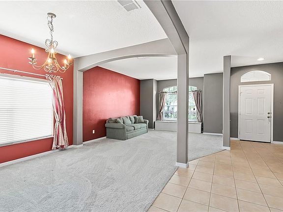 3rd image of 1062 Portmoor Way