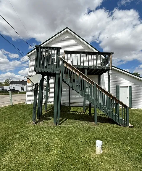 13961 S Main St #B — Photo 1
