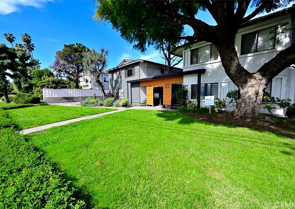 1st image of 521-523 E Live Oak Ave