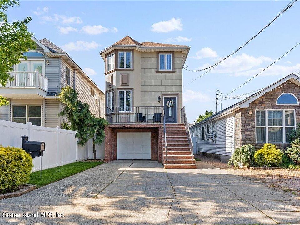 1st image of 27 Marscher Pl
