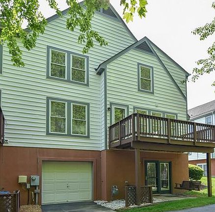 2nd image of 5632 Beacon Hill Dr #5632