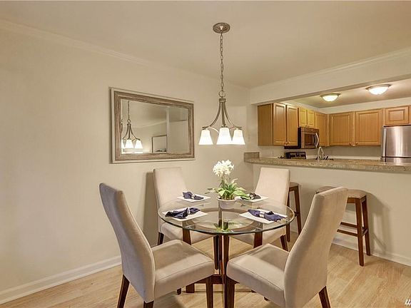 4th image of 10026 NE 127th Pl APT D118