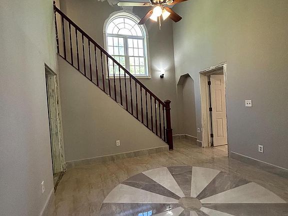 3rd image of 55 Stony Hill Rd