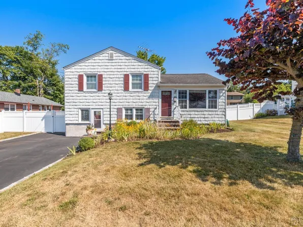 105 Susan Ter, South Plainfield, NJ 07080