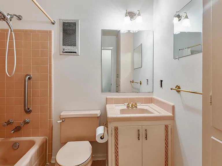 6979 Boone Ave — Photo 8