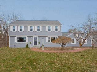 154 Tunxis Rd, West Hartford, CT 06107