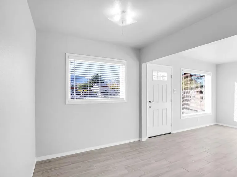 8420 Mount Ranier Dr — Photo 8