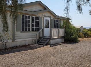 5350 W Burro Dr, Golden Valley, AZ 86413