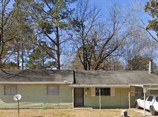 2001 Edward Ln, Jackson, MS 39213