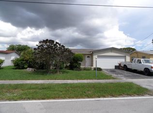 3143 NW 40th St, Lauderdale Lakes, FL 33309