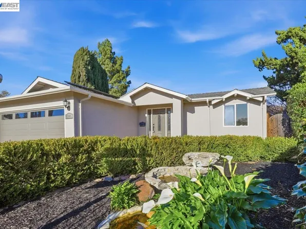 1565 Mendoza Ct, Pleasanton, CA 94566