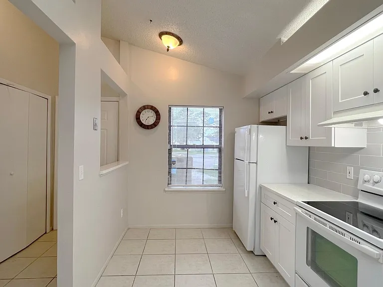 11640 Anjali Ct #11640 — Photo 4