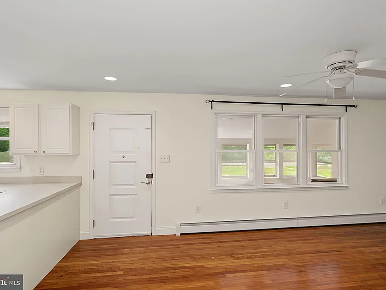 2315 English Creek Ave — Photo 12