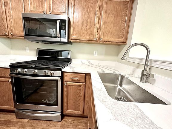 4th image of 3073 Ailsa Craig Dr