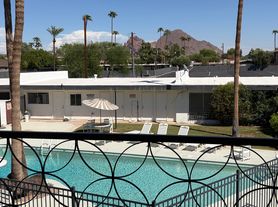 3270 E Camelback Rd, Phoenix, AZ