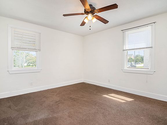 4th image of 1443 W Ocean View Ave #2