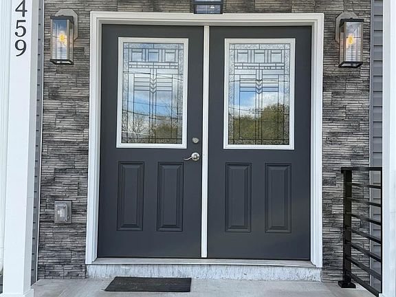 3rd image of 459 Washington Ave