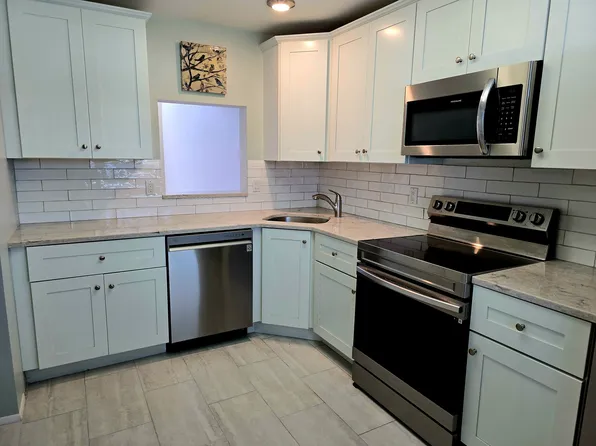 729 Capri Isles Blvd, Venice, FL 34292