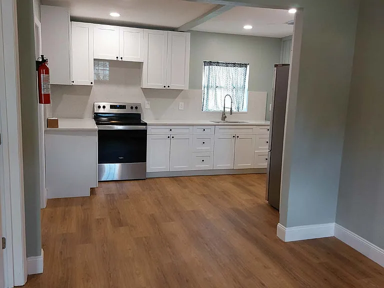 38702 South Ave #B — Photo 4
