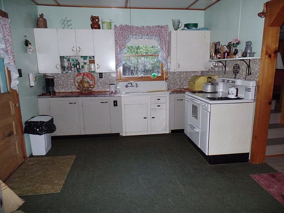 2nd image of 110 Dunbaden Dr