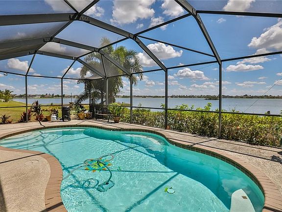 3rd image of 1718 Mira Lago Cir